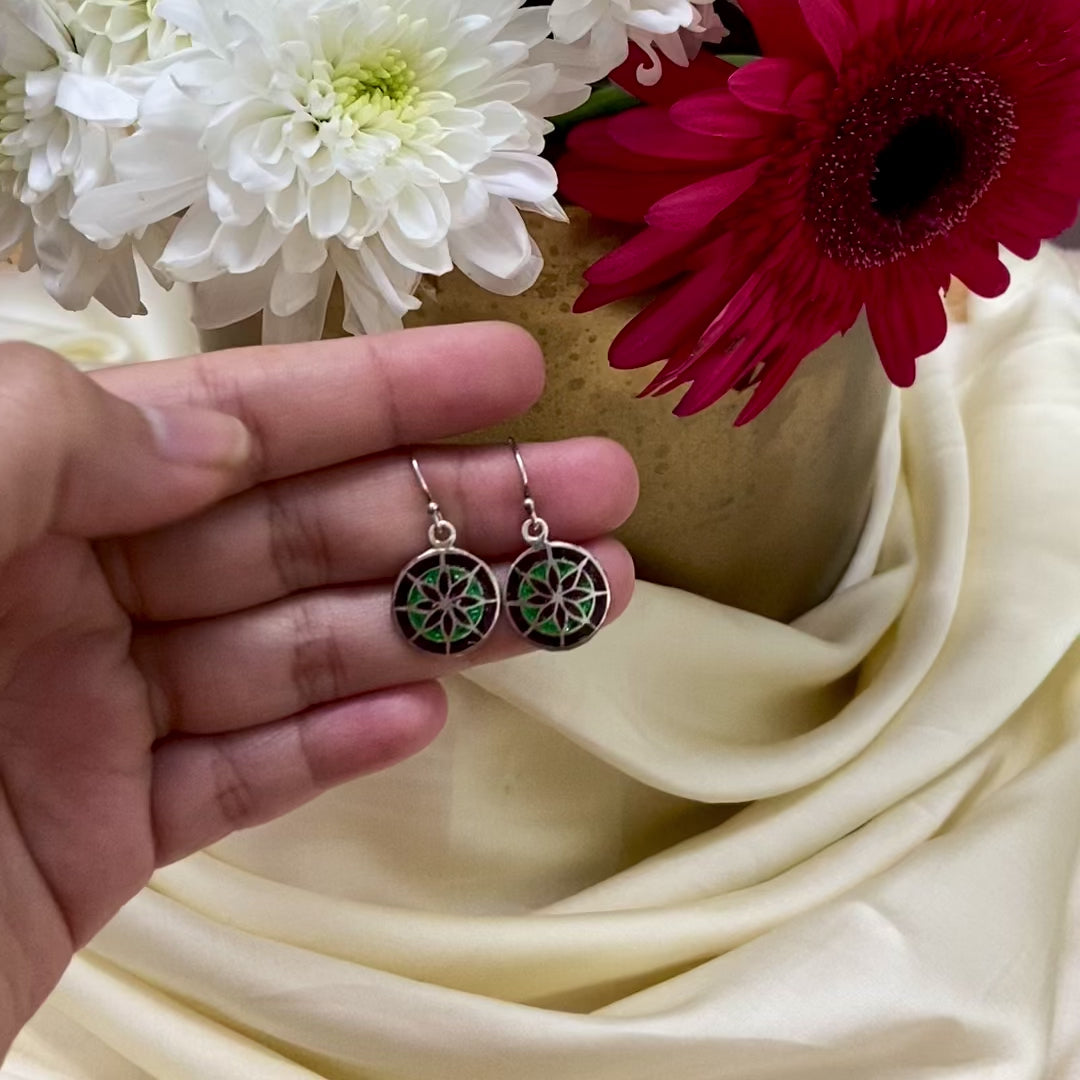 color-dangle-and-drop-hook-round-earring